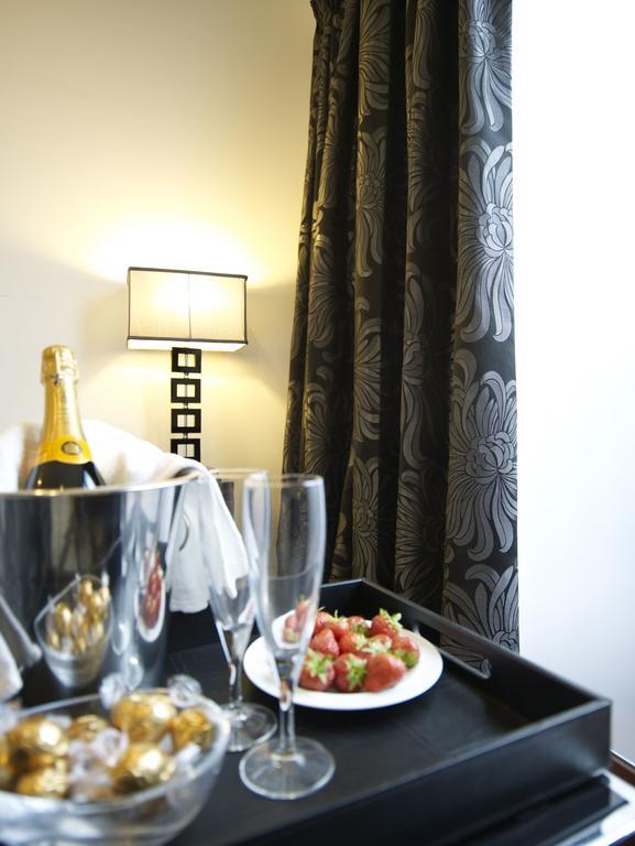 Strozzi Palace Suites By Mansley Cheltenham Esterno foto